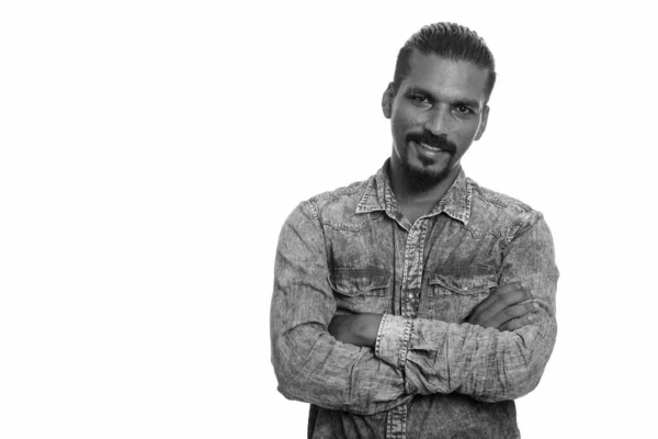 Plan Studio Jeune Hipster Indien Barbu Isolé Sur Fond Blanc — Photo