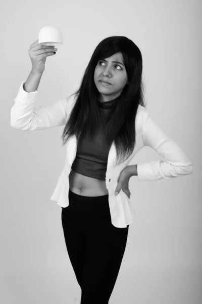 Studio Shot Young Persian Businesswoman Gray Background Black White — Stock Photo, Image