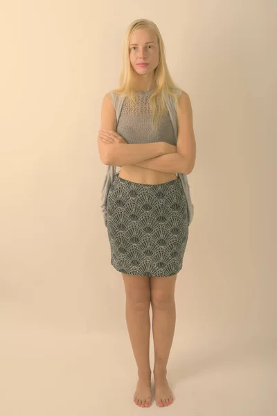 Studio Photo Belle Femme Blonde Sur Fond Blanc — Photo