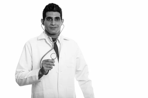 Зйомки Молодого Перського Лікаря Ізольованого Проти Білого Фону Чорно Білим — стокове фото
