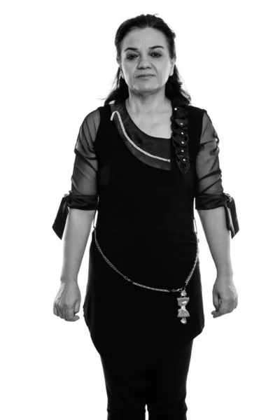 스튜디오에서 흑백의 배경에 고립된 페르시아 여성의 — 스톡 사진