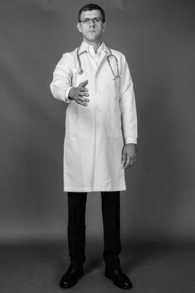 Studio Shot Handsome Man Doctor Gray Background Black White — 스톡 사진