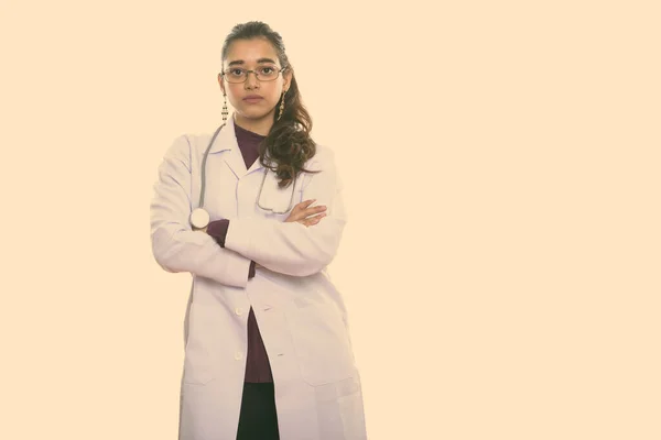 Estudio Disparo Joven Hermosa Mujer India Médico Aislado Sobre Fondo — Foto de Stock