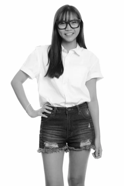 Studio Plan Jeune Belle Adolescente Asiatique Isolée Sur Fond Blanc — Photo