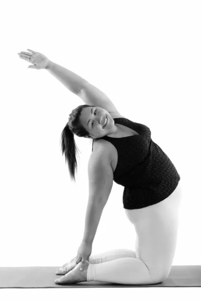 Studio Shot Young Beautiful Overweight Asian Woman Ready Gym Isolated — Stock Photo, Image