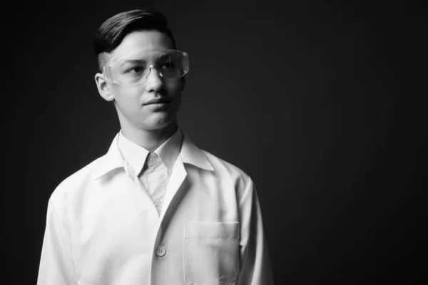 Studio Shot Jeune Beau Médecin Portant Des Lunettes Protection Sur — Photo