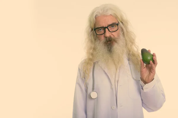 Estudio Hombre Mayor Guapo Médico Con Larga Barba Rizada Blanca — Foto de Stock