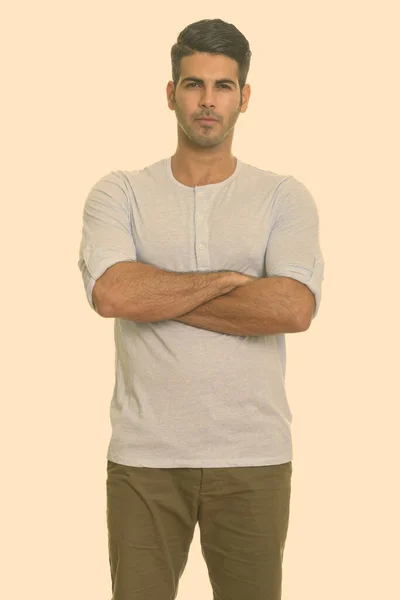 Portrét Mladého Pohledného Perského Muže Strništěm Vousů Vypadá Macho Izolované — Stock fotografie