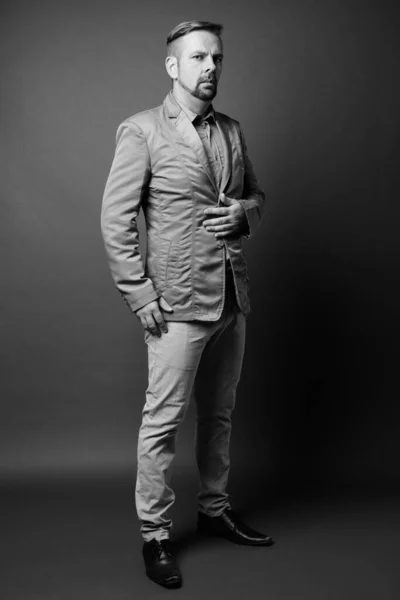 Studio Shot Blond Bearded Businessman Goatee Gray Background Black White — Stock Photo, Image
