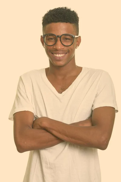 Estúdio Tiro Jovem Belo Homem Africano Com Cabelo Afro Isolado — Fotografia de Stock