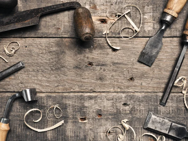 Marangoz araçları metin için yer bir rustik ahşap zemin üzerine