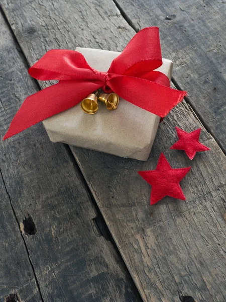 Christmas Gift Box Two Red Felt Stars Rustic Wooden Table — Stock Photo, Image