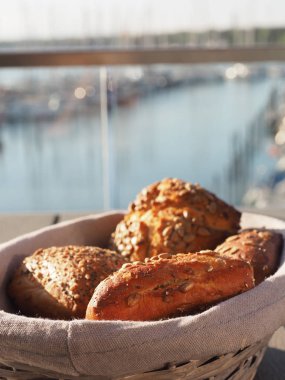 Kepekli rulo ile Healhty kahvaltı