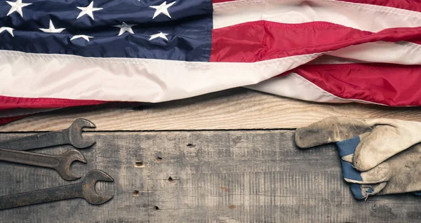 Σημαία των ΗΠΑ με εργαλεία για το ξύλο — Φωτογραφία Αρχείου
