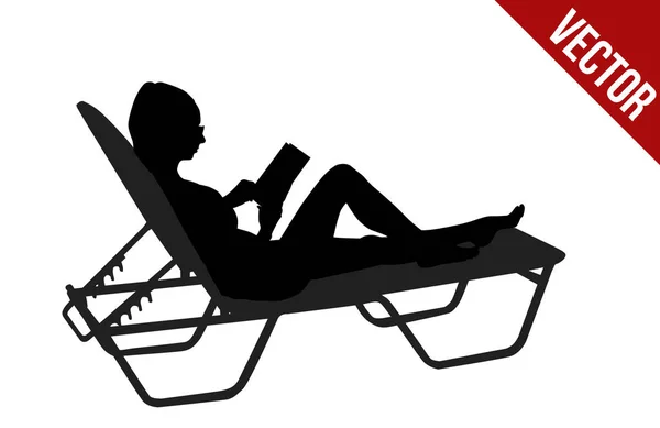 Silueta Vectorial Mujer Leer Libro Sobre Chaise Longue Sobre Fondo — Vector de stock