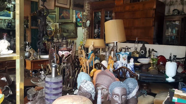 Atene Grecia Gennaio 2019 Antiquariato Vendita Famoso Mercato Delle Pulci — Foto Stock