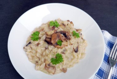 mantarlı risotto
