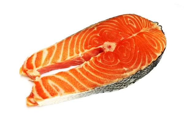 Стейк из лосося на белом — стоковое фото