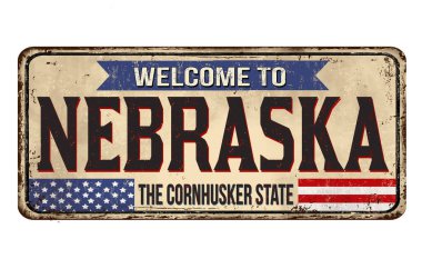 Beyaz arkaplandaki Nebraska klasik paslı metal tabelasına hoş geldiniz.