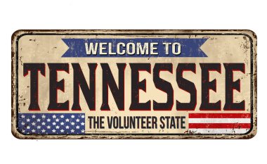 Beyaz arka plandaki Tennessee klasik paslı metal tabelasına hoş geldiniz.
