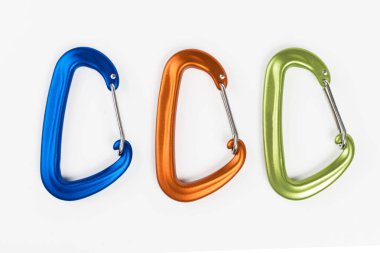 Beyaz arka planda, bir hamak için kemer kemer