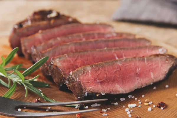Beef Steak Medium Well Sliced — Stock Photo, Image