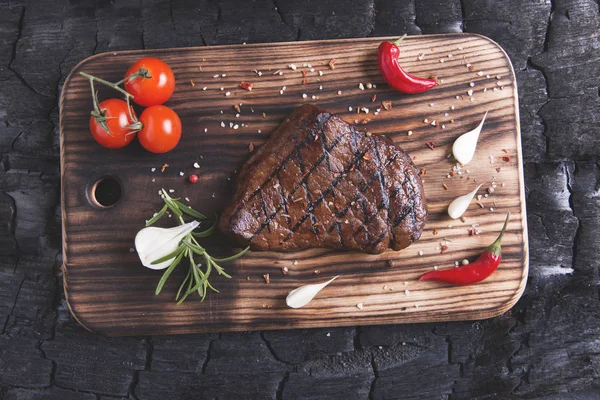Faszénen Grillezett Marha Steak — Stock Fotó