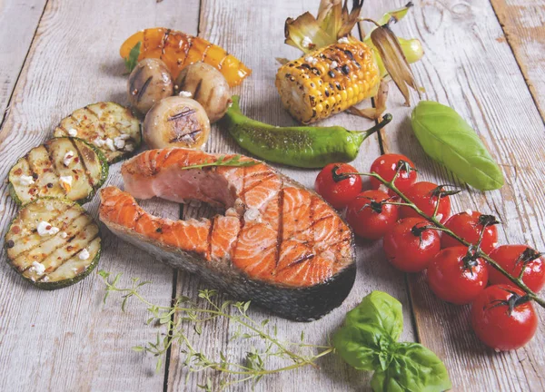 Steak Salmon Grilled Trout Vegetables — Stock Photo, Image