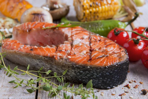 Steak Grilled Salmon Vegetables — Stock Photo, Image