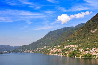 Dağ Manzaralı Como Gölü