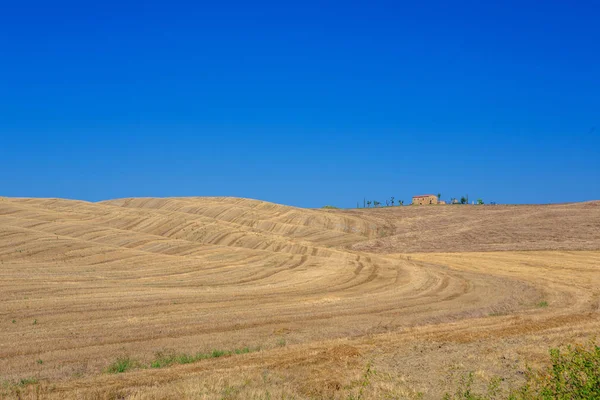 イタリアの農村風景で春の日のパノラマ ビュー — ストック写真