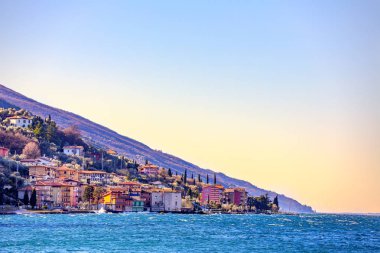 Bir bahar günü Garda Gölü