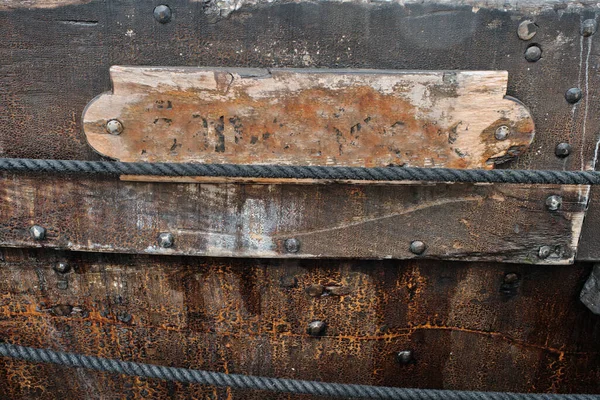 Oude houten bekleding van het schip als achtergrond. — Stockfoto