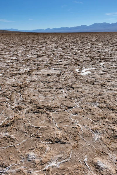 Bacia de Badwater em Death Valley, Califórnia, EUA — Fotografia de Stock