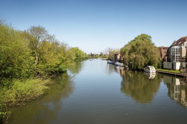 Cambridgeshire, İngiltere'de ilçe parkında St Neots Peyzaj görüntüsü