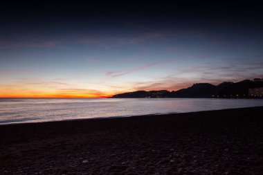 manzara plaj ve deniz güneş Kosta tropikal batıyor gibi almunecar İspanya