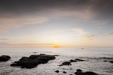 güneş denizden geliyor