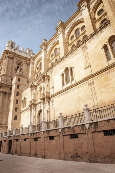 Ricca architettura della città di Malaga — Foto Stock
