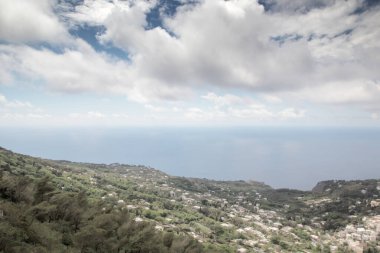 Capri adasındaki Monte Solaro 'nun bakış açısı