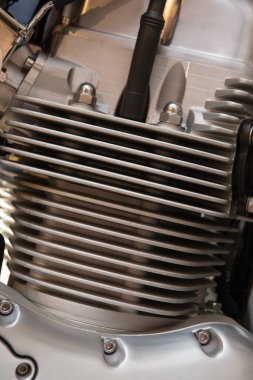 Motosiklet motorunun detaylı resmini kapat