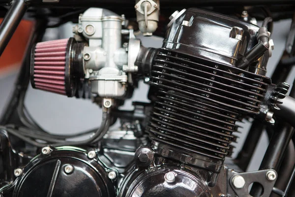 オートバイのエンジンの詳細画像を閉じます — ストック写真
