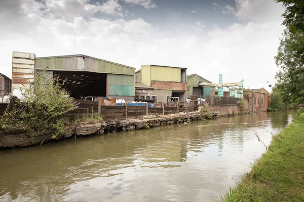 Zona Industrial Por Canal Las Afueras Ciudad Banbury Oxford Inglaterra — Foto de Stock