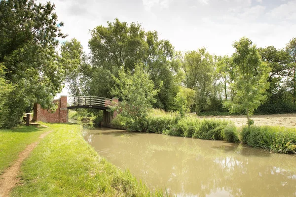 Puente Sobre Una Vía Fluvial Paisaje Desde Ciudad Banbury Oxford — Foto de Stock