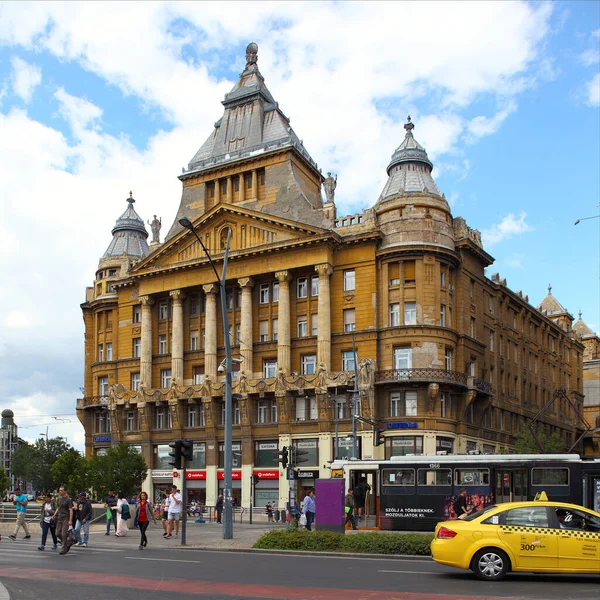 Budapest Ungarn Juni 2018 Anker Gebäude Deak Ference Platz Budapest — Stockfoto