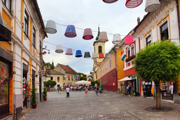 Szentendre Ungern Juni 2018 Typisk Kullerstensgata Charmiga Lilla Staden Szentendre — Stockfoto