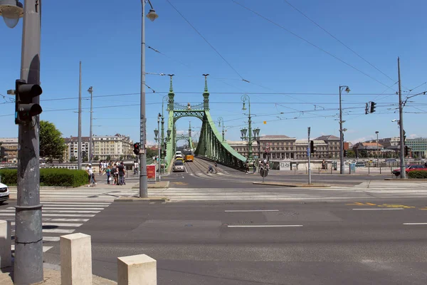 Budapeste Hungria Junho 2018 Ponte Verde Liberty Conecta Buda Peste — Fotografia de Stock