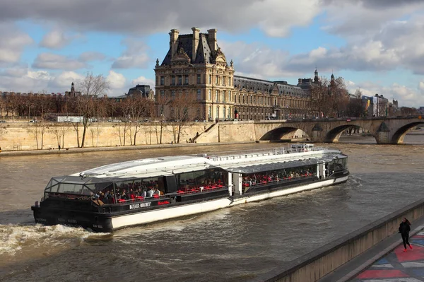 París Francia Febrero 2019 Barco Río Sena París Francia —  Fotos de Stock