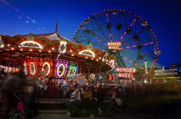 New York Usa July 2018 Deno Wonder Wheel Amusement Park — стоковое фото