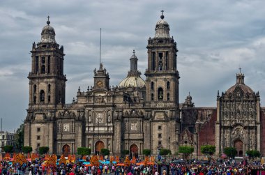 Mexico City, Meksika - 31 Ekim 2016: Ölüler günü'Zocalo içinde