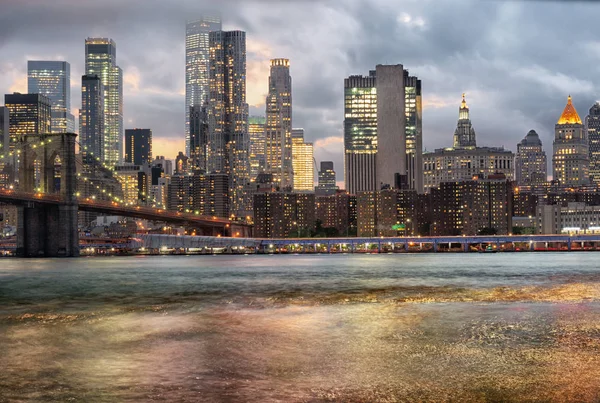Belo Pôr Sol Sobre Manhattan Com Ponte Brooklyn Cidade Nova — Fotografia de Stock